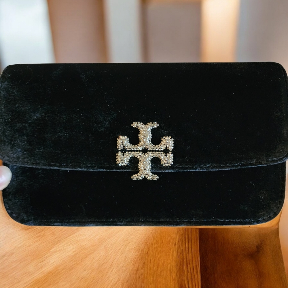 NWT Tory Burch Black Velvet clutch/purse/chain‎ wallet W/wrist Strap